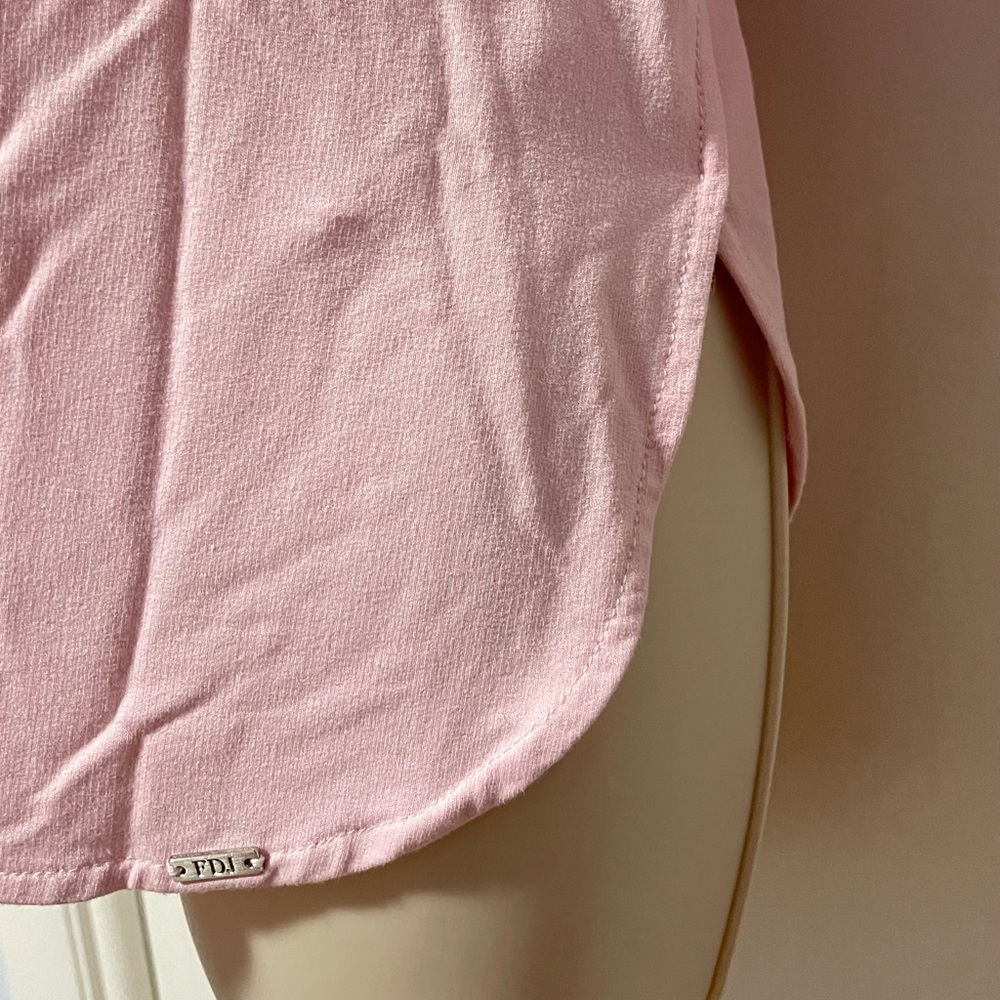 Top - Picture 2 of 3